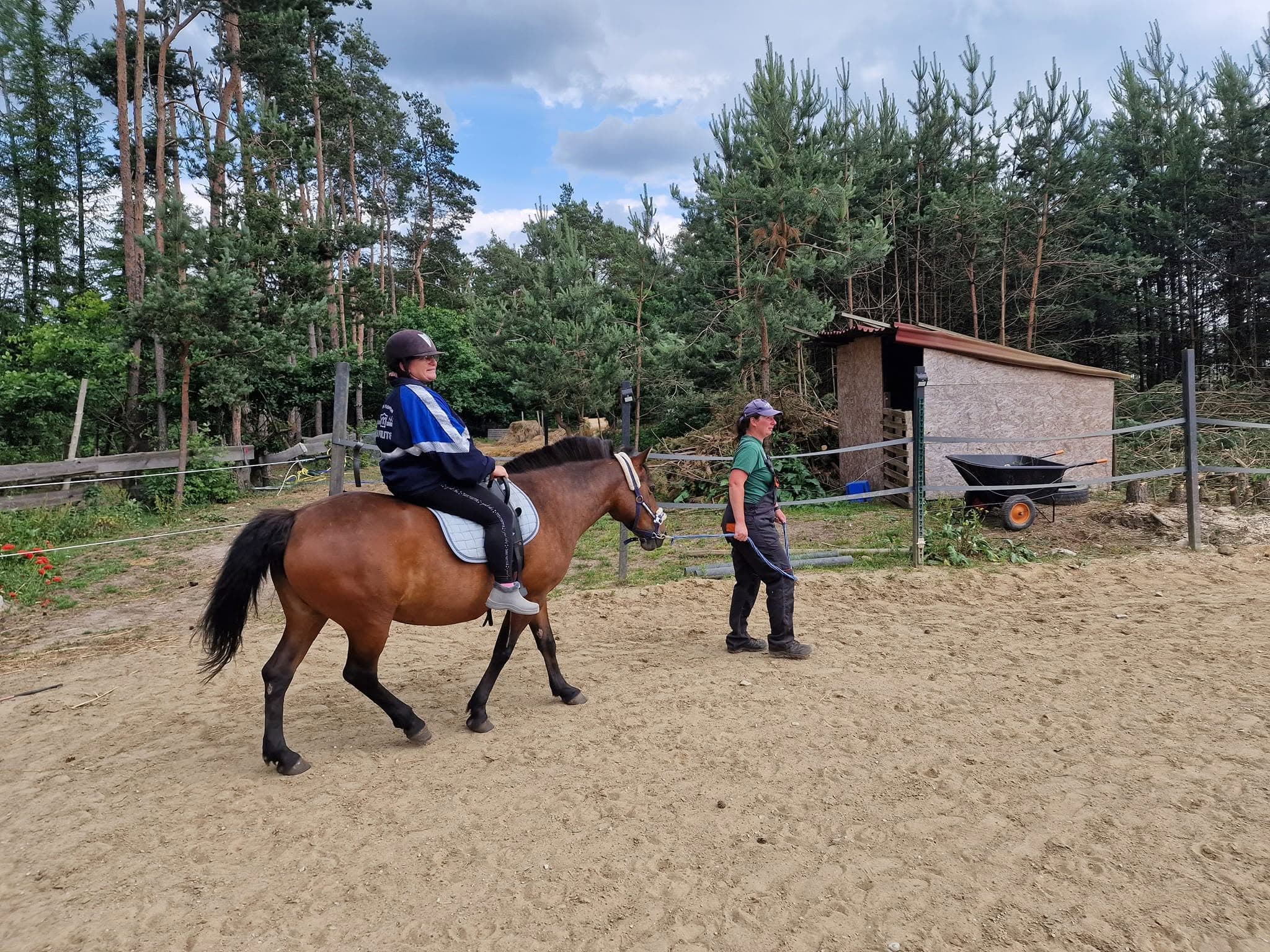 STAJNIA U MADZIARY